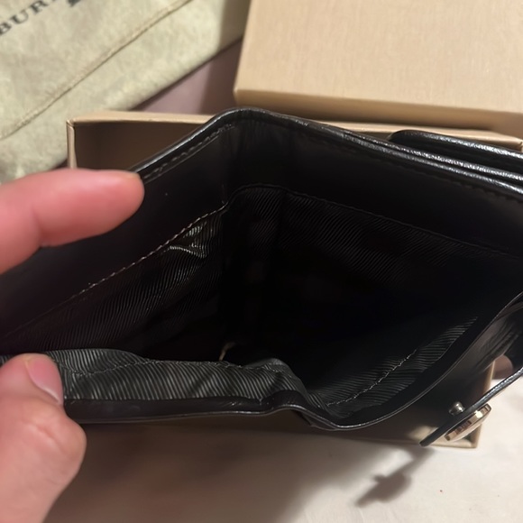 Burberry Wallet - Picture 4 of 4